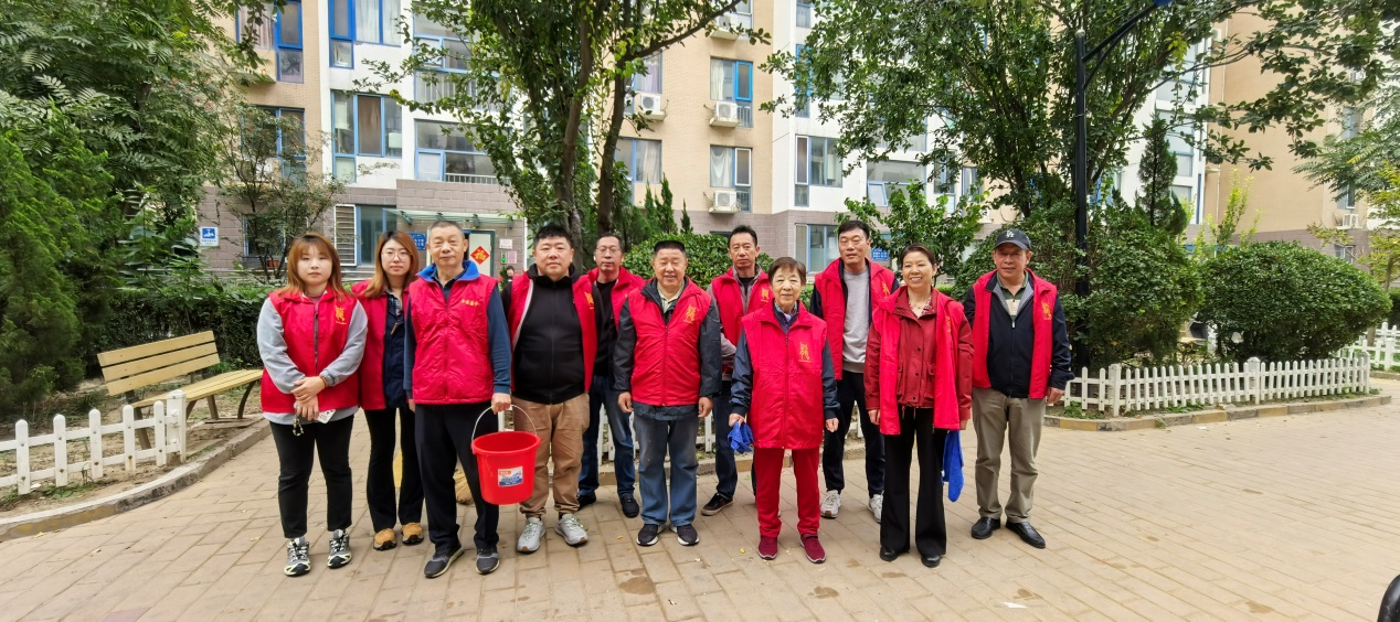 回龙观街道：“清”出美好，“宠”出文明，“剪”除隐患，幸福“加码”